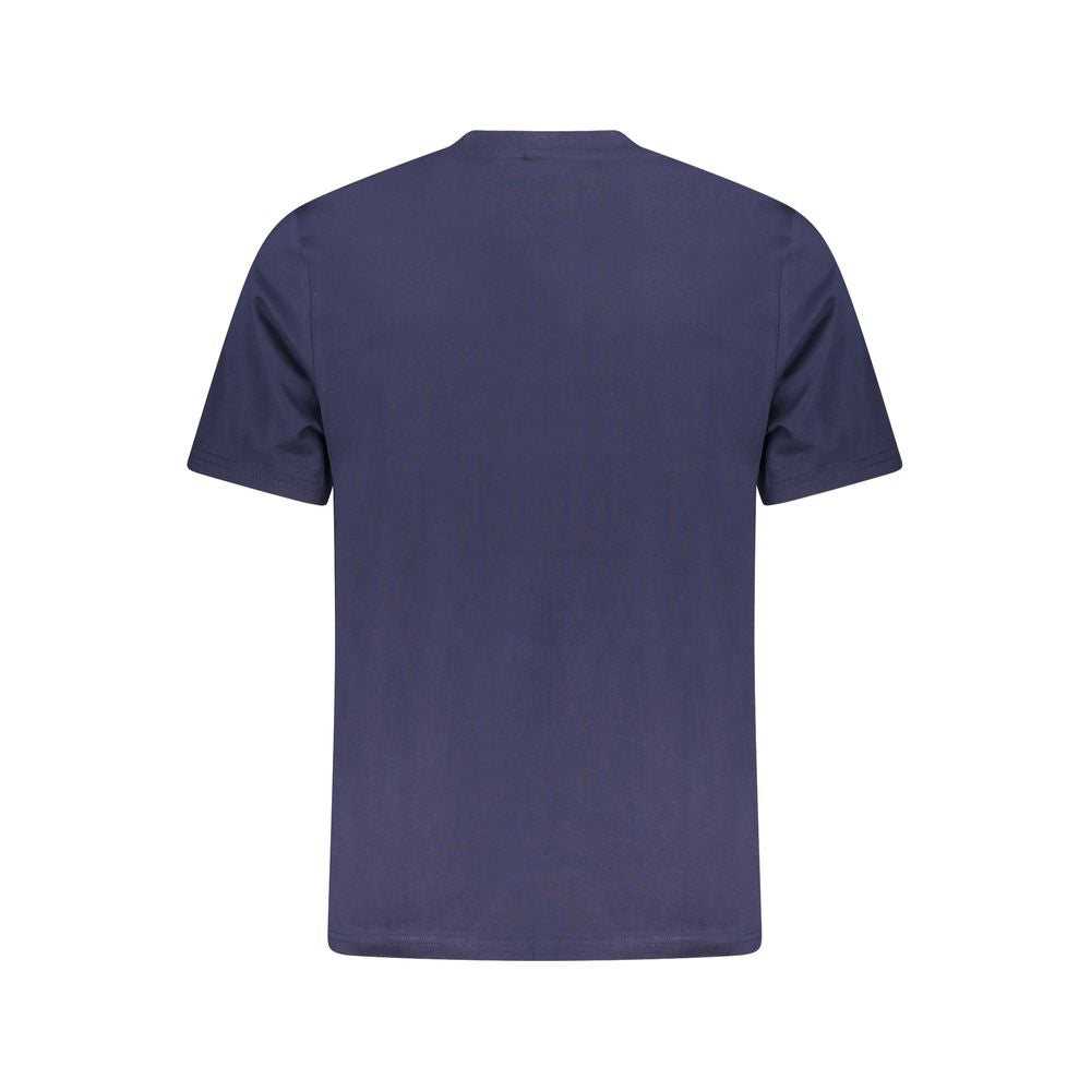 T-Shirt by North Sails for men in cotton blue & print showcases a unassuming silhouette, artfully detailed with a refined crew neckline and unassuming for a sophisticated, contemporary look.
