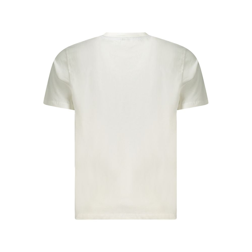 T-Shirt by North Sails for men in cotton white & print showcases a unassuming silhouette, artfully detailed with a refined crew neckline and unassuming for a sophisticated, contemporary look.