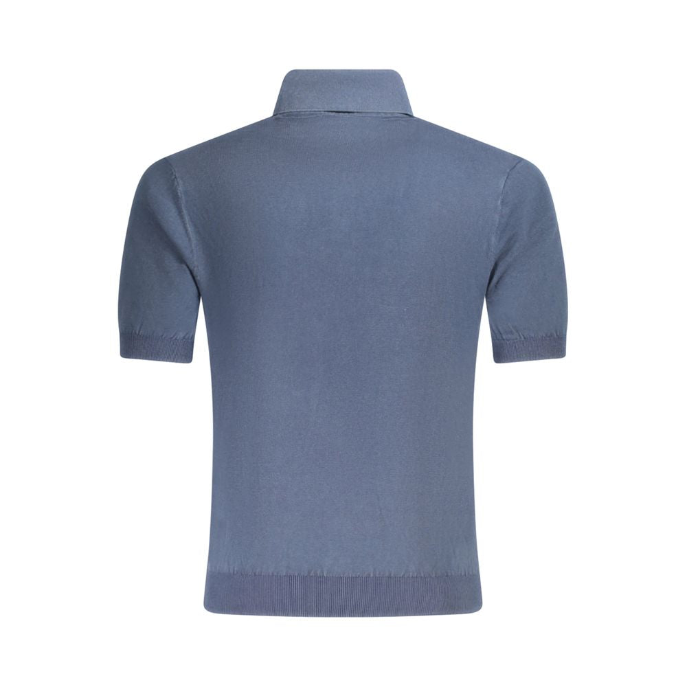 Sweater by Guess Jeans for men in cotton blue showcases an masterful silhouette, artfully detailed with a masterful and for a sophisticated, premium finish.