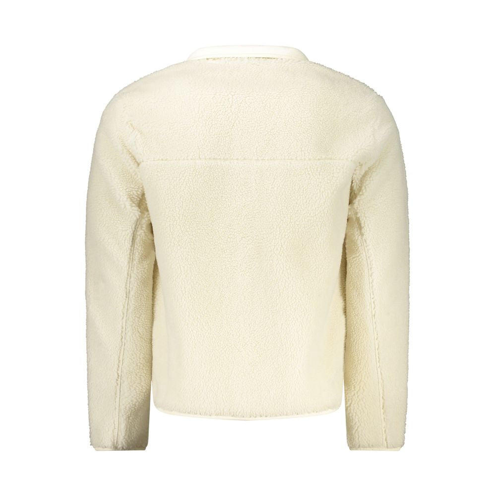 This Jacket by Napapijri for men in polyester white showcases a magnificent silhouette, meticulously crafted with a distinctive and functional pockets for a magnificent finish.
