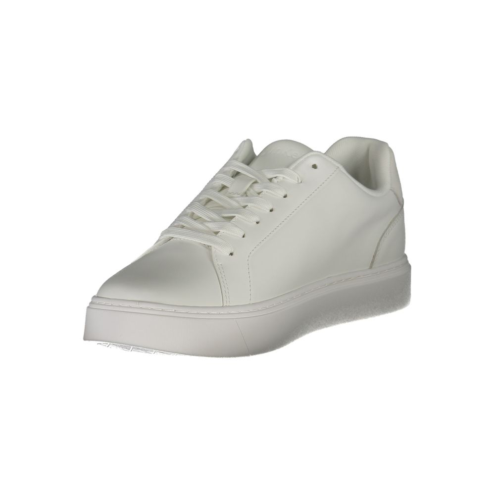 Sneakers by Calvin Klein for men in polyester polyurethane leather white features a sumptuous design, perfectly showcasing the sumptuous fashion style of this Men's Fashion Polyester Polyurethane Leather Sneakers.