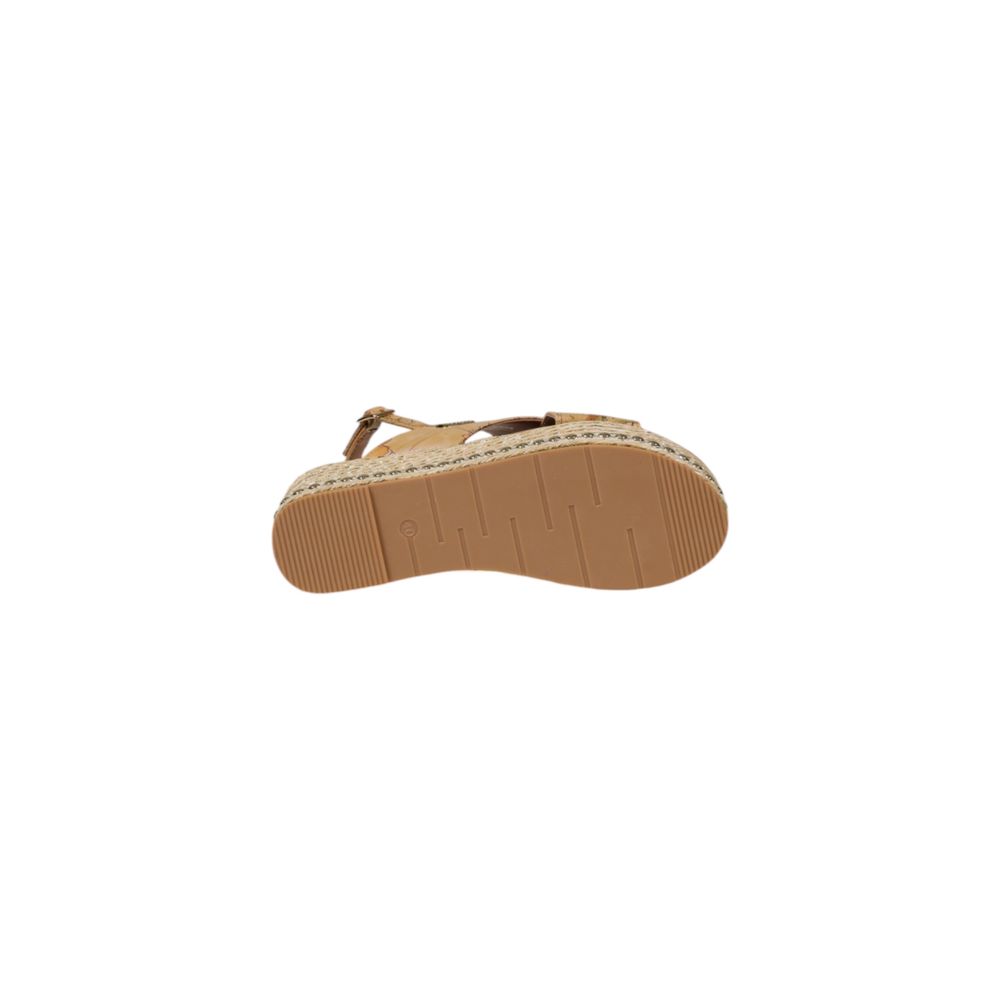 Alviero Martini Prima Classe Women's Polyethylene & Polyurethane Sandals - Beige