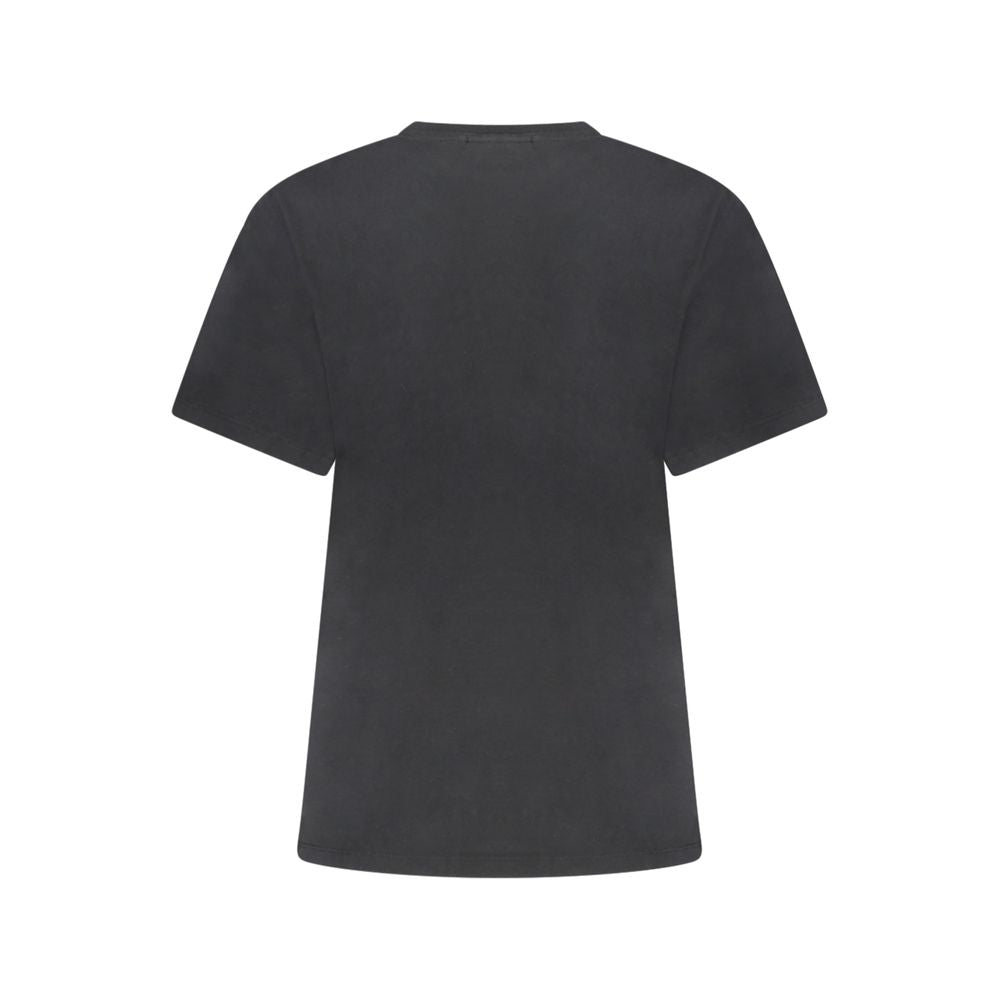 T-Shirt by Napapijri for women in cotton black & print features an edgy silhouette, meticulously detailed with a sophisticated and for a truly edgy finish.
