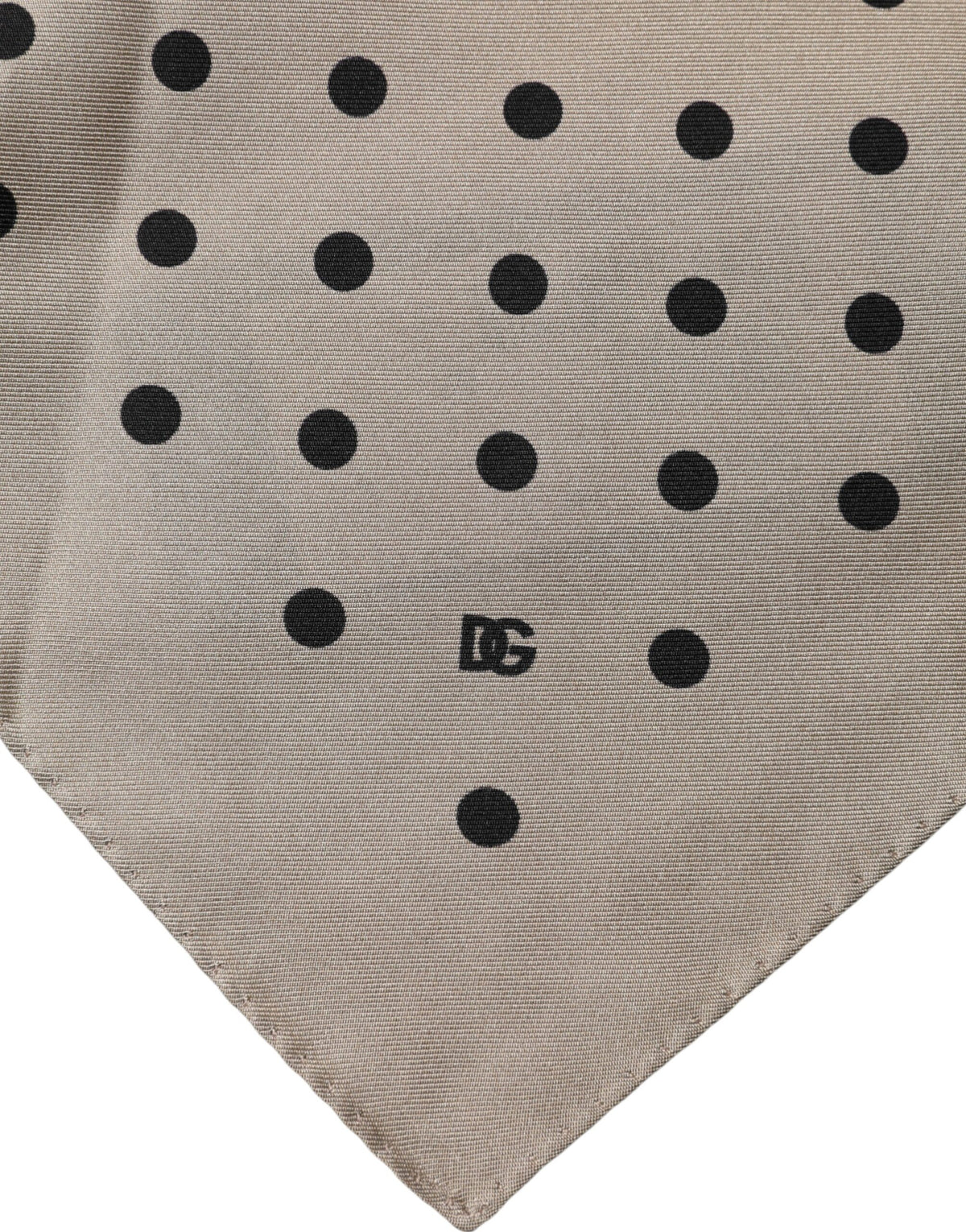 Scarf by Dolce & Gabbana for men in silk brown showcases a eye catching silhouette, artfully capturing the essence of the eye catching Silk Square Scarf design for a sophisticated look.