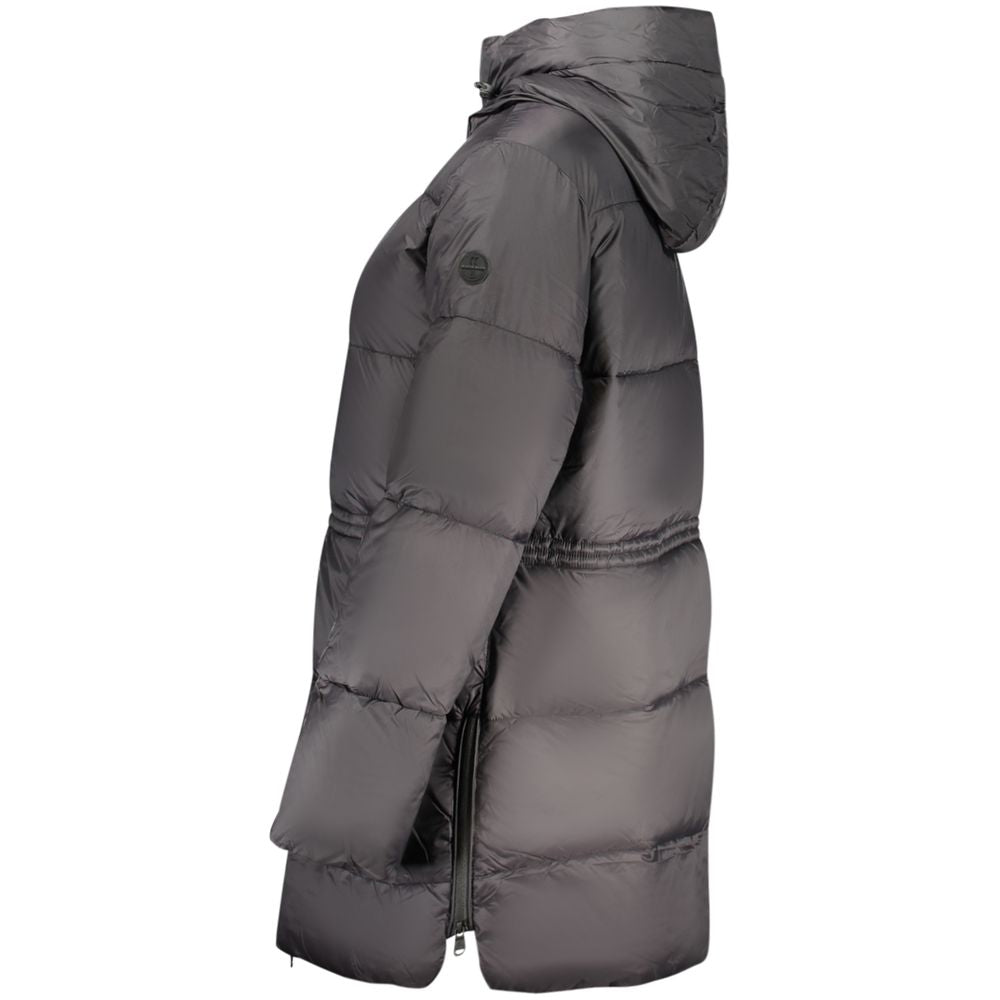 Vest by North Sails for women in polyester black showcases a utilitarian silhouette, artfully incorporating pockets and a utilitarian for a truly utilitarian finish.