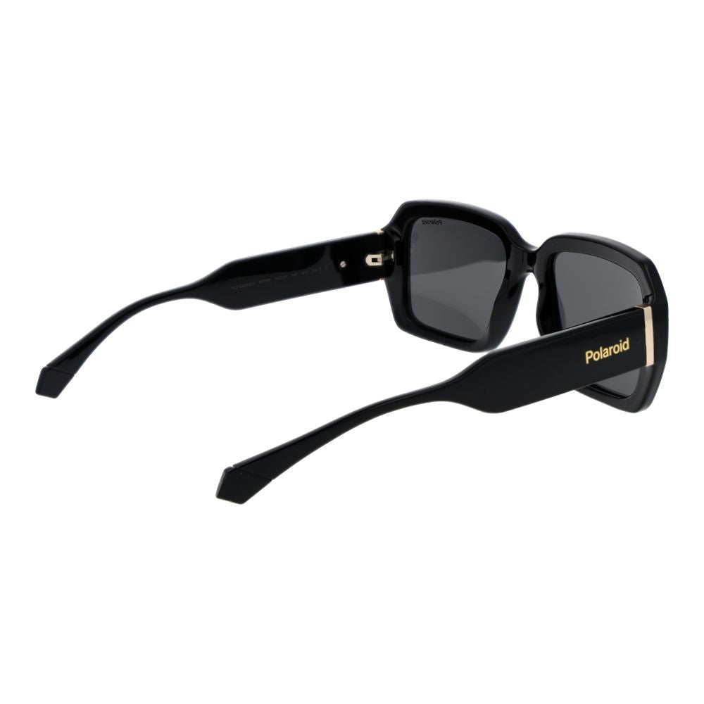 Sunglasses by Polaroid for unisex in plastic black showcases a ethereal silhouette, featuring black coloured frame rectangle full-rim frame design with polarized category-3-dark-tint lens for a ethereal finish.