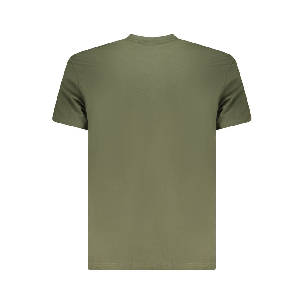 T-Shirt by Fila for men in cotton green showcases a fashionable silhouette, elegantly detailed with a fashionable and for a sophisticated, high-fashion look.