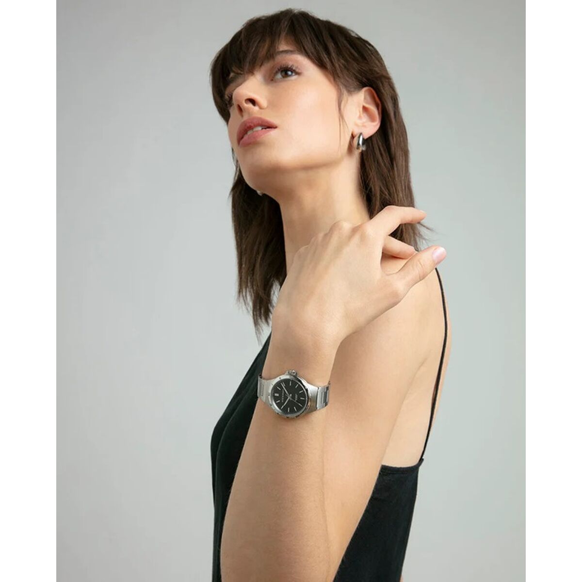 V3H69CC2E473CF25A19638BC661D276389AR6732920P4