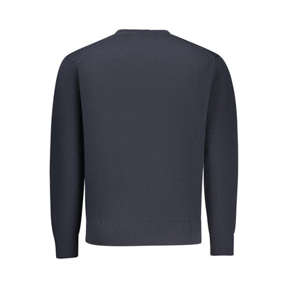 Sweatshirt by Guess Jeans for men in cotton blue features an exquisite silhouette, showcasing and details for a exquisite look.