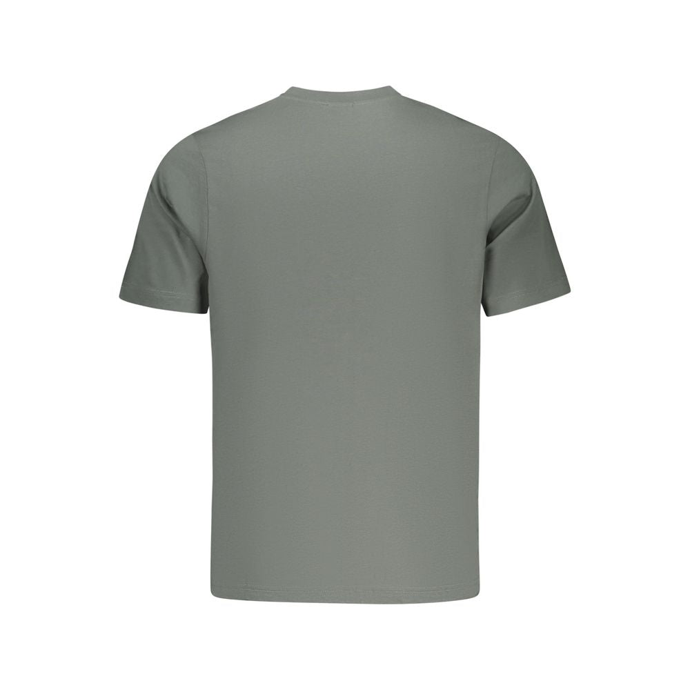 T-Shirt by North Sails for men in cotton green & print features an edgy silhouette, meticulously detailed with a sophisticated and crew neckline for a truly edgy finish.
