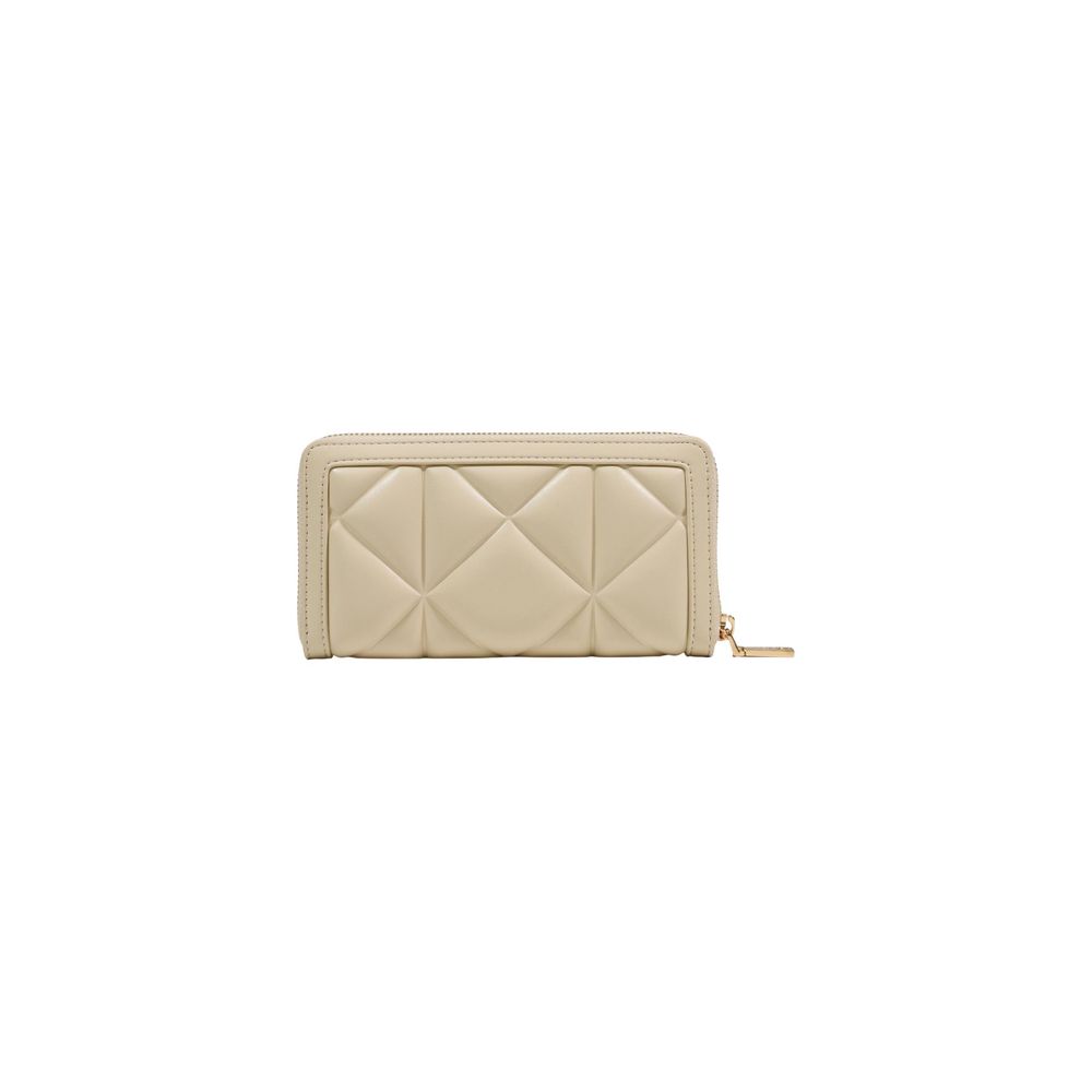 Wallet by Love Moschino for women in leather cream & gold showcases a discerning silhouette, artfully capturing the essence of Quilted Leather Wallet with its functional eco-friendly.