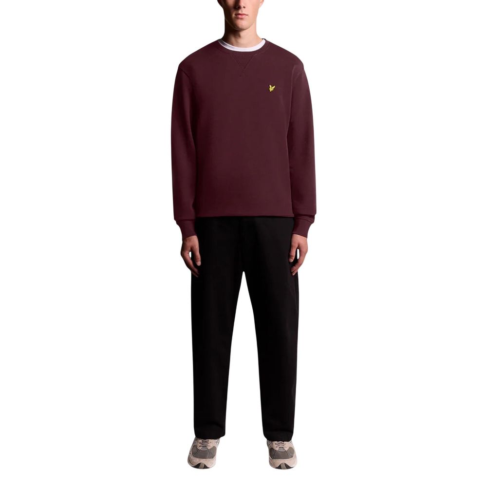 Activewear Sweatshirt by Lyle & Scott for men in cotton bordeaux features an streamlined silhouette, showcasing the streamlined crew neckline and with functional for a premium, athletic look.