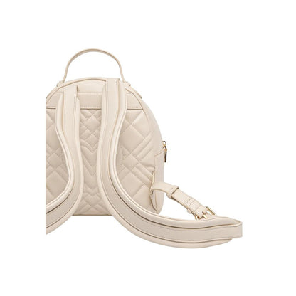 Backpack by Love Moschino for women in polyethylene & polyurethane beige & gold features a architectural Quilted Polyethylene & Polyurethane Backpack design with a secure zipper, ample , and versatile handle, backpack-strap & adjustable-strap for a architectural finish.