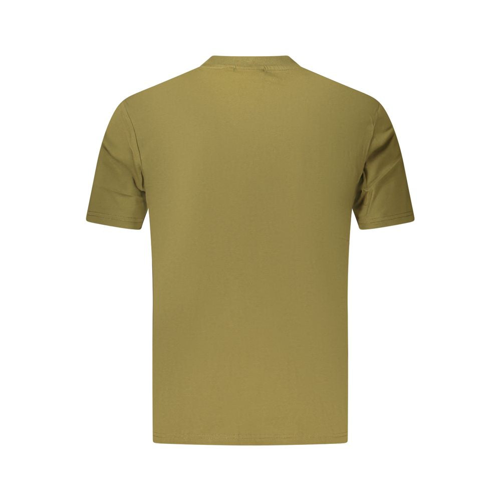 T-Shirt by Napapijri for men in cotton green features an edgy silhouette, meticulously detailed with a sophisticated and for a truly edgy finish.