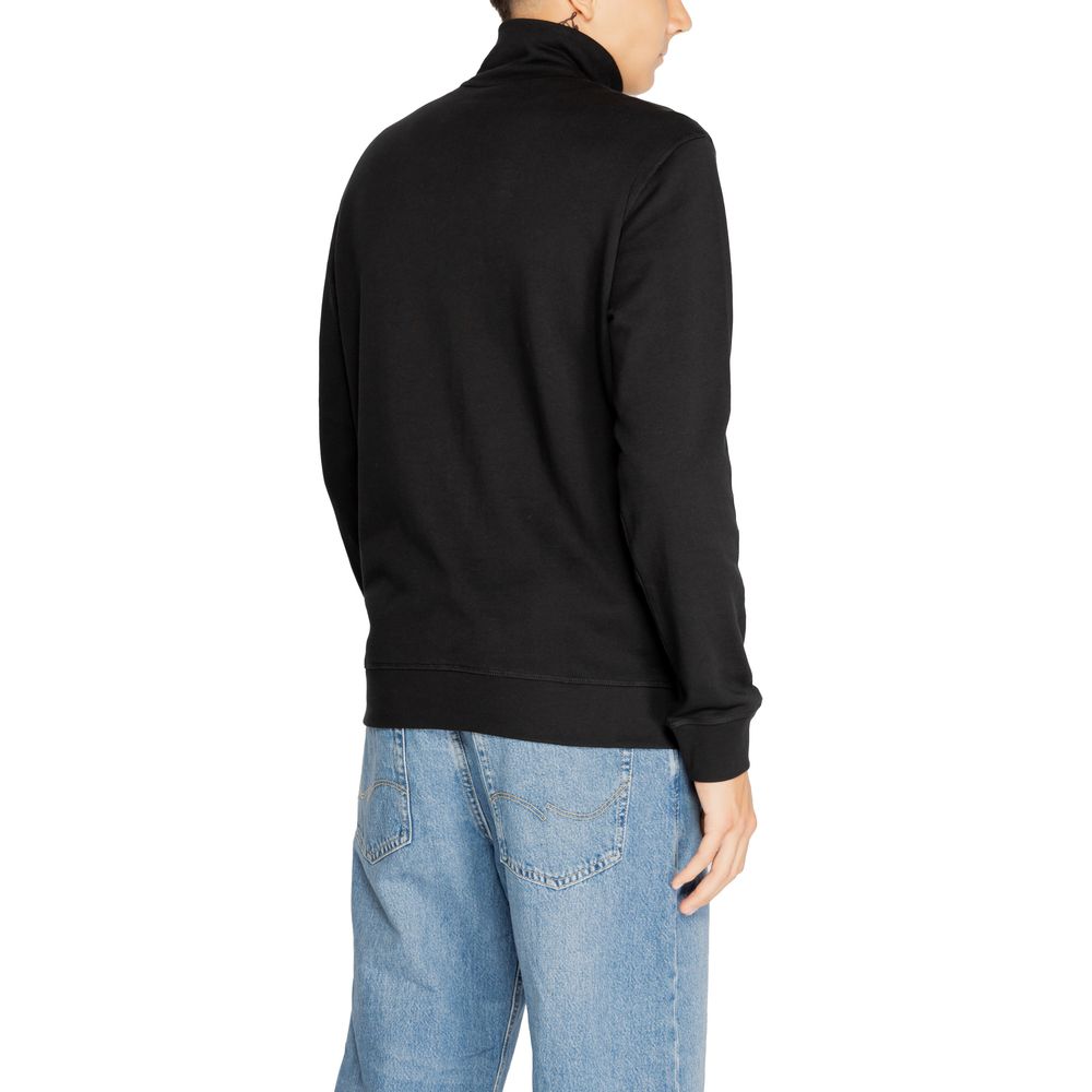 Activewear Sweatshirt by Hugo Boss for men in cotton black presents a sporty silhouette, showcasing a sophisticated crew high-collar neckline and detailed with premium for a sporty finish.