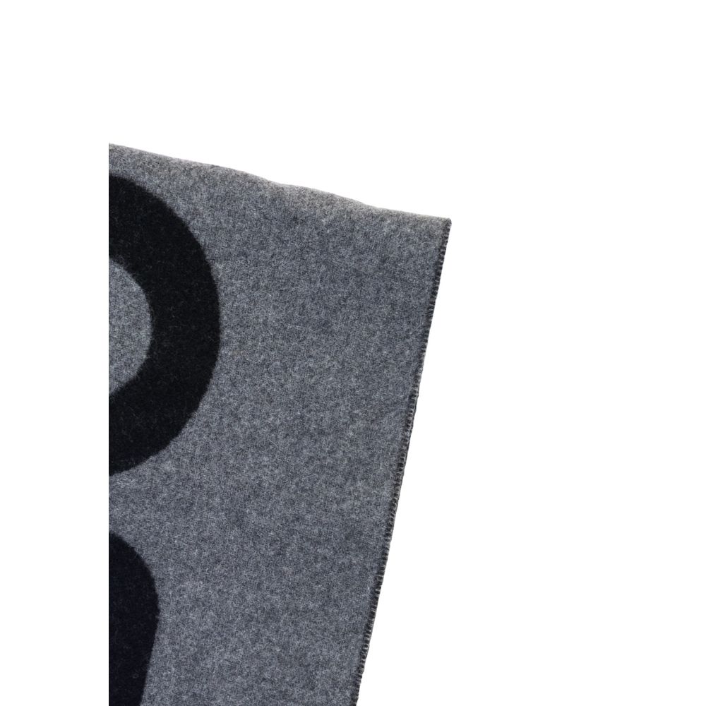 Scarf by Hugo Boss for men in polyamide wool gray features a something went wrong. try again. silhouette, perfectly showcasing the elegant drape and premium finish of the Polyamide Wool Scarf.