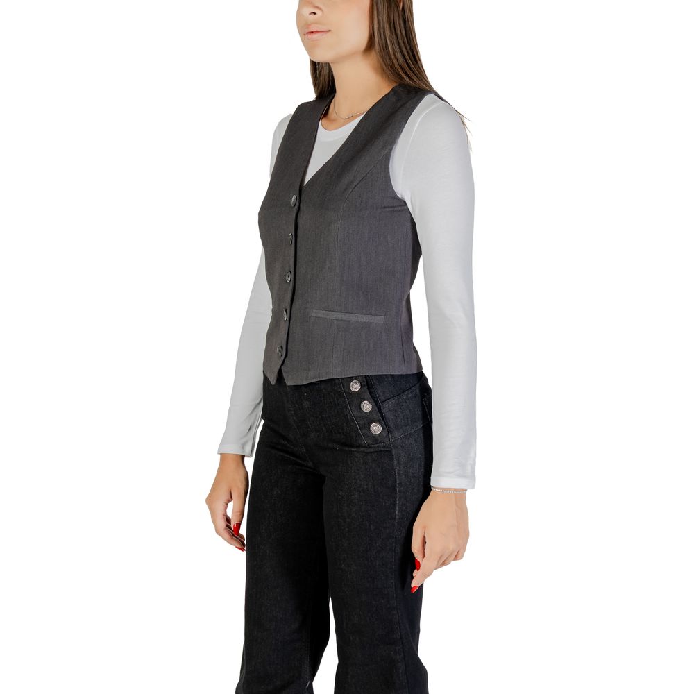 Vest by Only for women in stretch polyester & viscose gray features a chic silhouette, expertly detailed with a refined and premium pockets for a truly chic look.