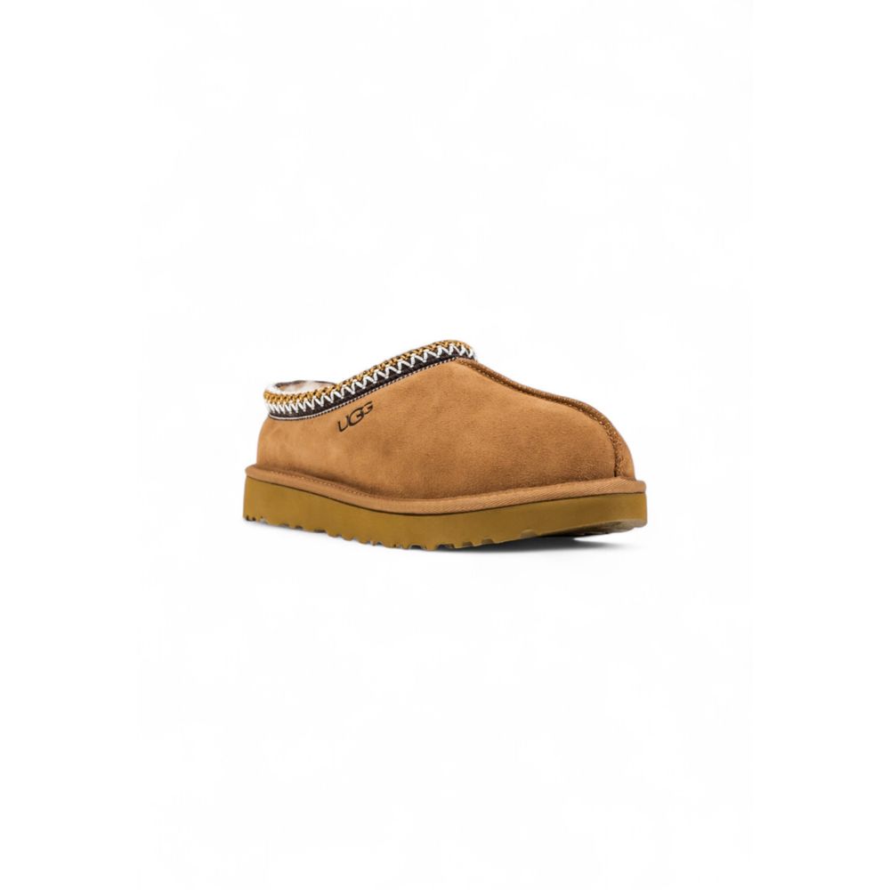Ankle Boots by UGG for women in leather & rubber beige features an high-performance design from the Women's Leather & Rubber Ankle Boots collection, highlighting a high-performance and for a refined look.