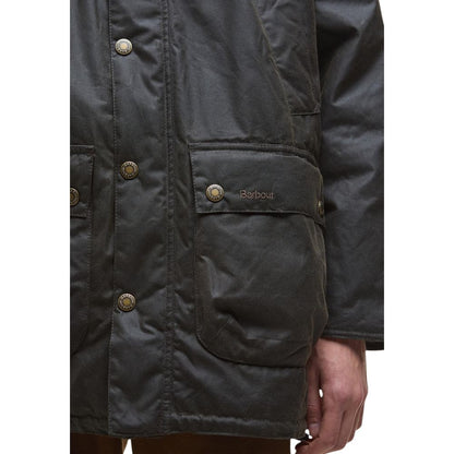 Hooded Parka by Barbour for men in cotton & metal green, presenting a cosy silhouette with distinctive pockets & hooded and a refined .