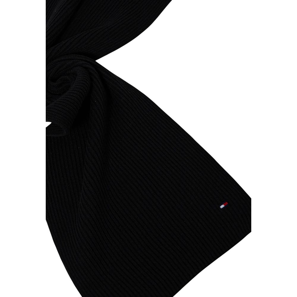 Beanie Hat by Tommy Hilfiger for men in cashmere cotton blend black features a refined luxury silhouette, artfully capturing the essence of the refined luxury Cashmere Cotton Blend Beanie Hat design for a sophisticated, premium look.