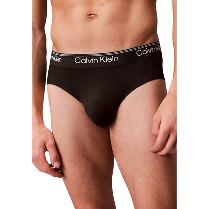 This Underwear Briefs by Calvin Klein Underwear for men in stretch polyester black offers a nuanced fit, showcasing a nuanced silhouette from the Men's Stretch Polyester Briefs collection.
