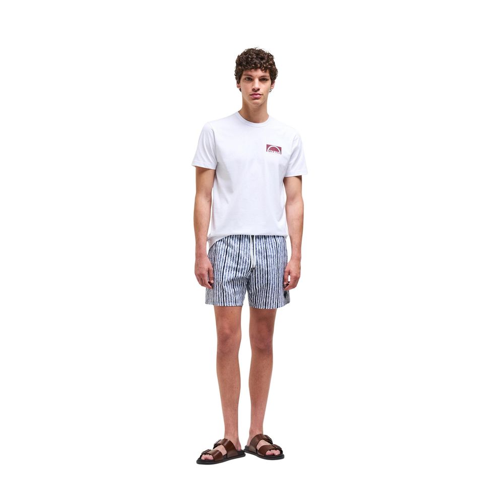 T-Shirt by Colmar Originals for men in cotton white showcases a unassuming silhouette, artfully detailed with a refined and unassuming for a sophisticated, contemporary look.