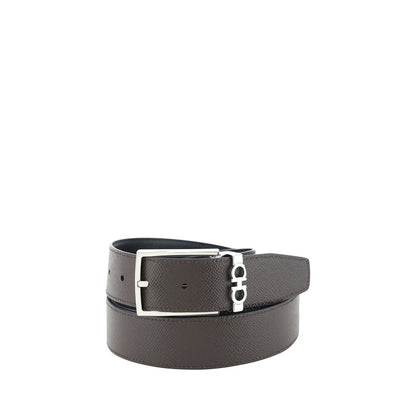 Belt by Ferragamo for men in grained bos taurus calf leather black features an artisanal silhouette, showcasing the artisanal craftsmanship of the Gancini Grained Bos Taurus Calf Leather Belt collection for a artisanal finish.