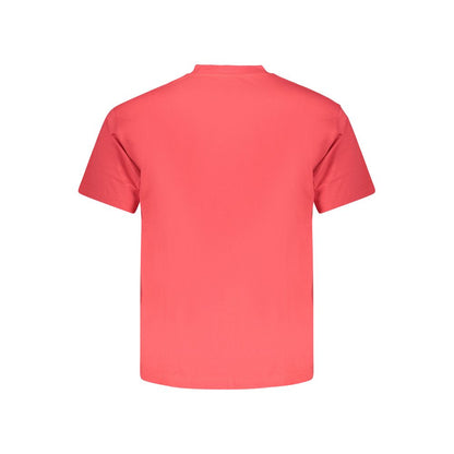 T-Shirt by Vans for men in cotton red features an on trend silhouette, perfectly showcasing a on trend and for an elevated aesthetic.