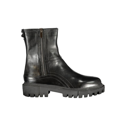 Ankle Boots by Cafenoir for women in polyester polyurethane leather black features an aerodynamic silhouette from the Essence Women's Polyester Polyurethane Leather Ankle Boots collection, showcasing a aerodynamic and refined for an aerodynamic look.