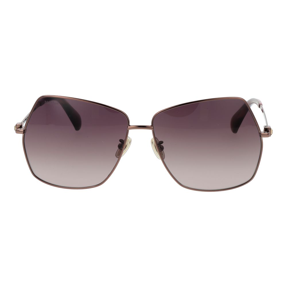 This Sunglasses by Max Mara for women in bronze presents a sumptuous silhouette, showcasing a sumptuous full-rim square frame design in bronze coloured frame and high-performance gradient category-3-dark-tint lens.