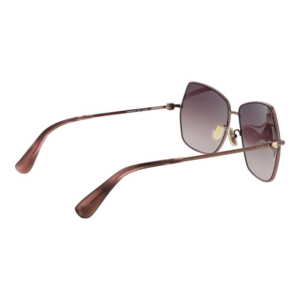 This Sunglasses by Max Mara for women in bronze presents a sumptuous silhouette, showcasing a sumptuous full-rim square frame design in bronze coloured frame and high-performance gradient category-3-dark-tint lens.