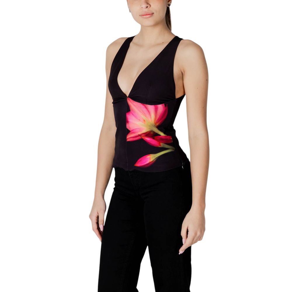 Activewear Top by Desigual for women in stretch polyester black & floral showcases a athletic silhouette, featuring athletic and a athletic v-neck neckline integrated with high-performance .
