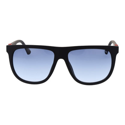 Sunglasses by Police for men in plastic black features an lustrous full-rim panto frame design with black coloured frame detailing and gradient category-2-medium-tint lens for a lustrous aesthetic.