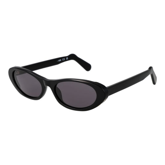 This Sunglasses by GCDS for unisex in plastic black presents a sumptuous silhouette, showcasing a sumptuous full-rim oval frame design in black coloured frame and high-performance non-polarized category-3-dark-tint lens.