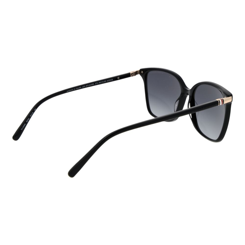 Sunglasses by Tommy Hilfiger for women in black features an ethereal full-rim square frame design with black coloured frame frames and gradient category-3-dark-tint lens for a ethereal finish.