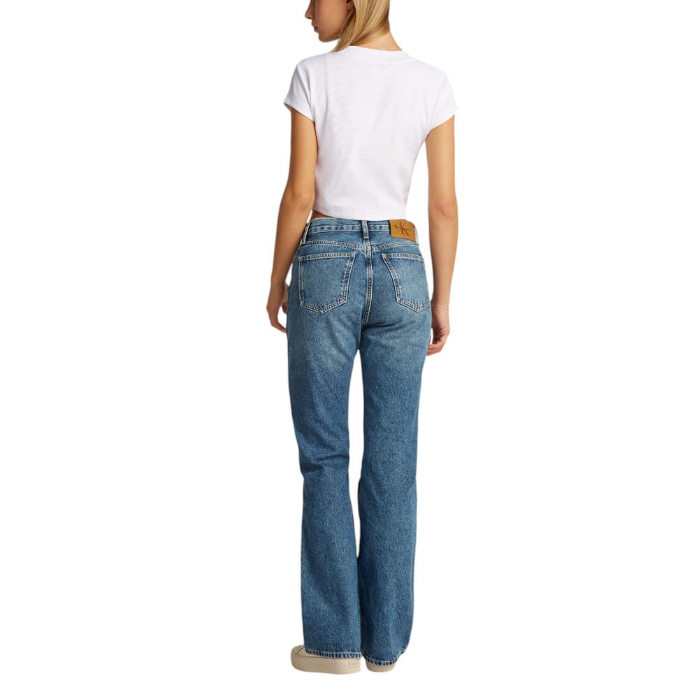 T-Shirt by Calvin Klein Jeans for women in stretch cotton white showcases a unassuming silhouette, artfully detailed with a refined and unassuming for a sophisticated, contemporary look.