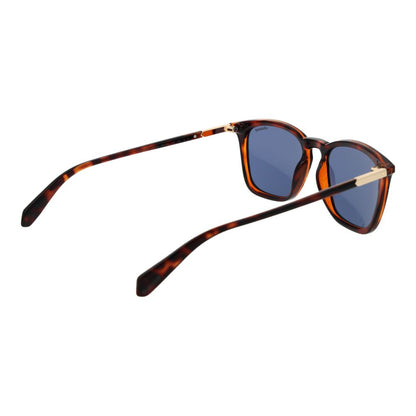 Sunglasses by Polaroid for men in polycarbonate brown features an timeless with brown coloured frame frames and polarized category-3-dark-tint lens for a timeless finish.