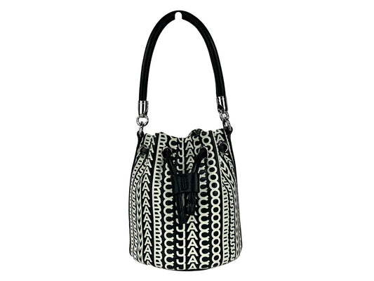 Mini Crossbody Bucket Handbag by Marc Jacobs for women in leather silver & monogram showcases a versatile sophistication silhouette, featuring a secure drawstring, versatile sophistication , and versatile crossbody-strap, adjustable-strap & detachable-strap for a versatile sophistication finish.