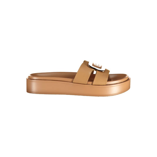 Slippers by Laura Biagiotti for women in polyurethane beige features an effortless chic Women's Polyurethane Slippers aesthetic, defined by a and a refined .