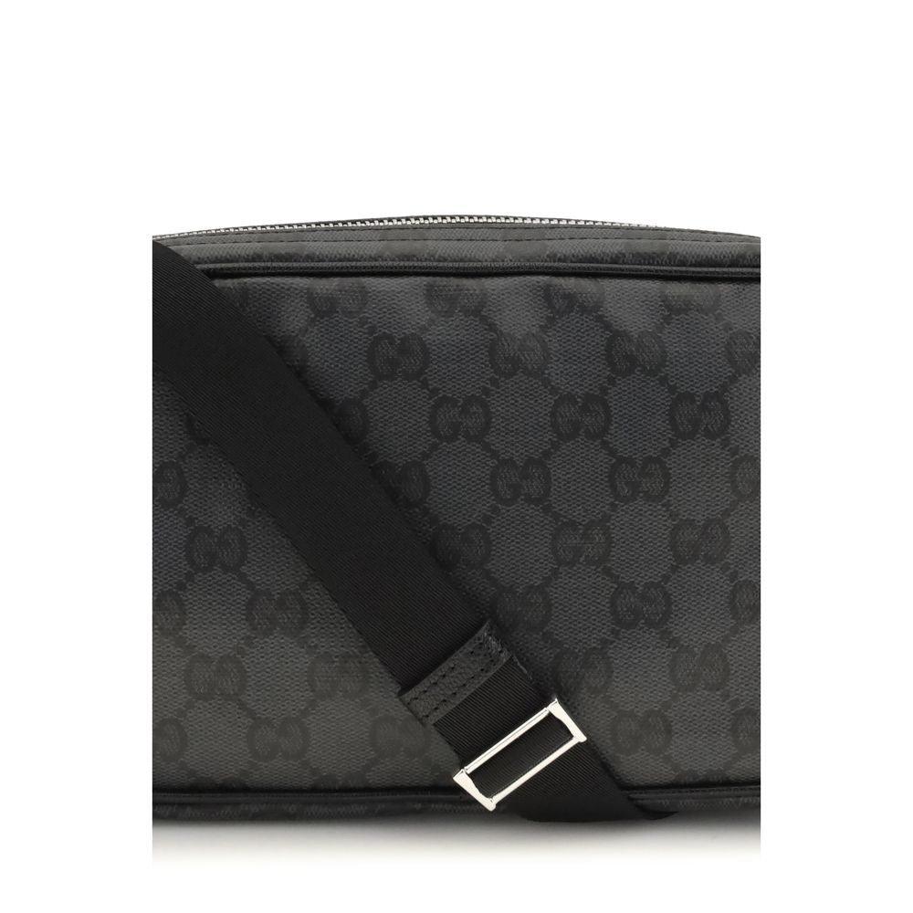 Mini Shoulder Bag by Gucci for men in raffia & leather black presents a statuesque silhouette, showcasing a secure zipper and statuesque cardholder with versatile shoulder-strap & adjustable-strap for a sophisticated look.