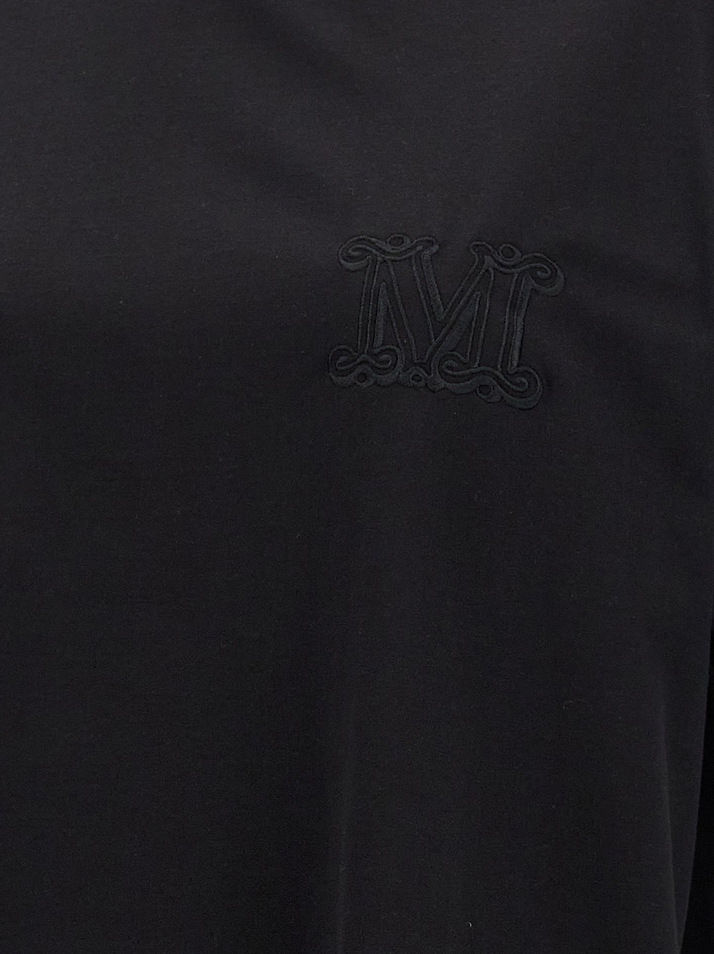 T-Shirt by Max Mara for women in cotton black showcases a dramatic silhouette, elegantly detailed with a dramatic and for a truly dramatic finish.