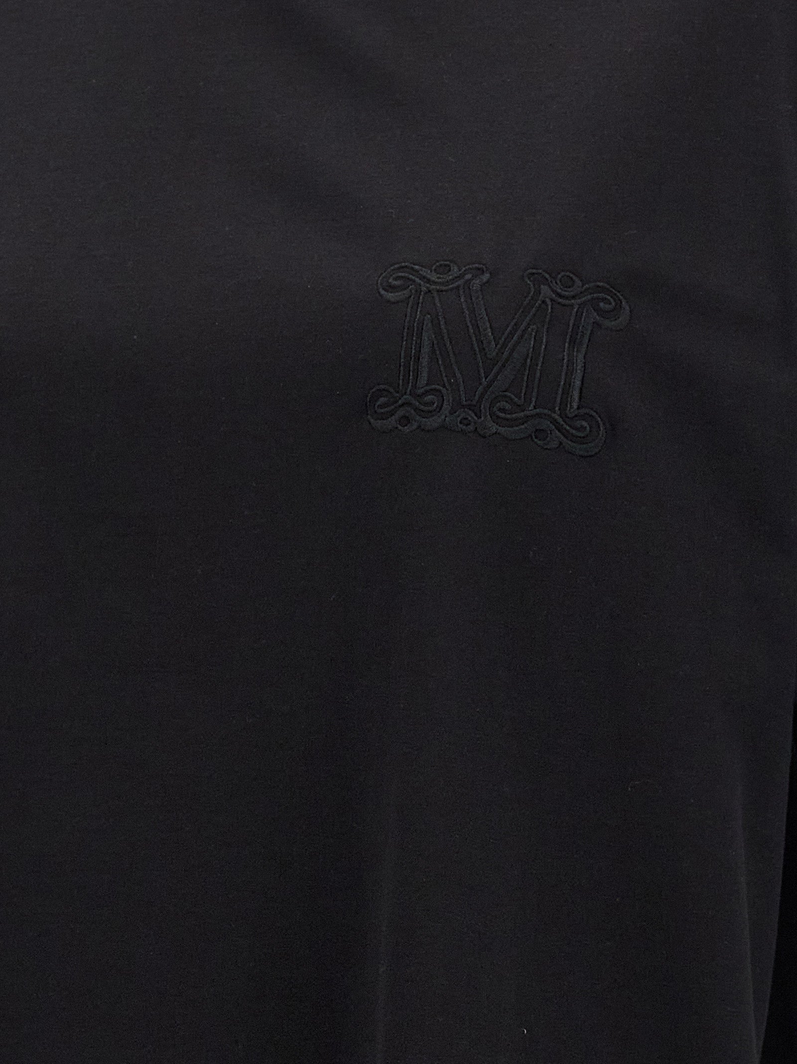 T-Shirt by Max Mara for women in cotton black showcases a dramatic silhouette, elegantly detailed with a dramatic and for a truly dramatic finish.
