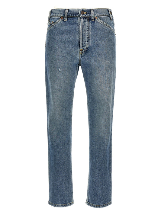 Jeans by Moschino for women in denim cotton blue & signature features an sartorial straight-leg and long with a mid rise cut for a sartorial finish.