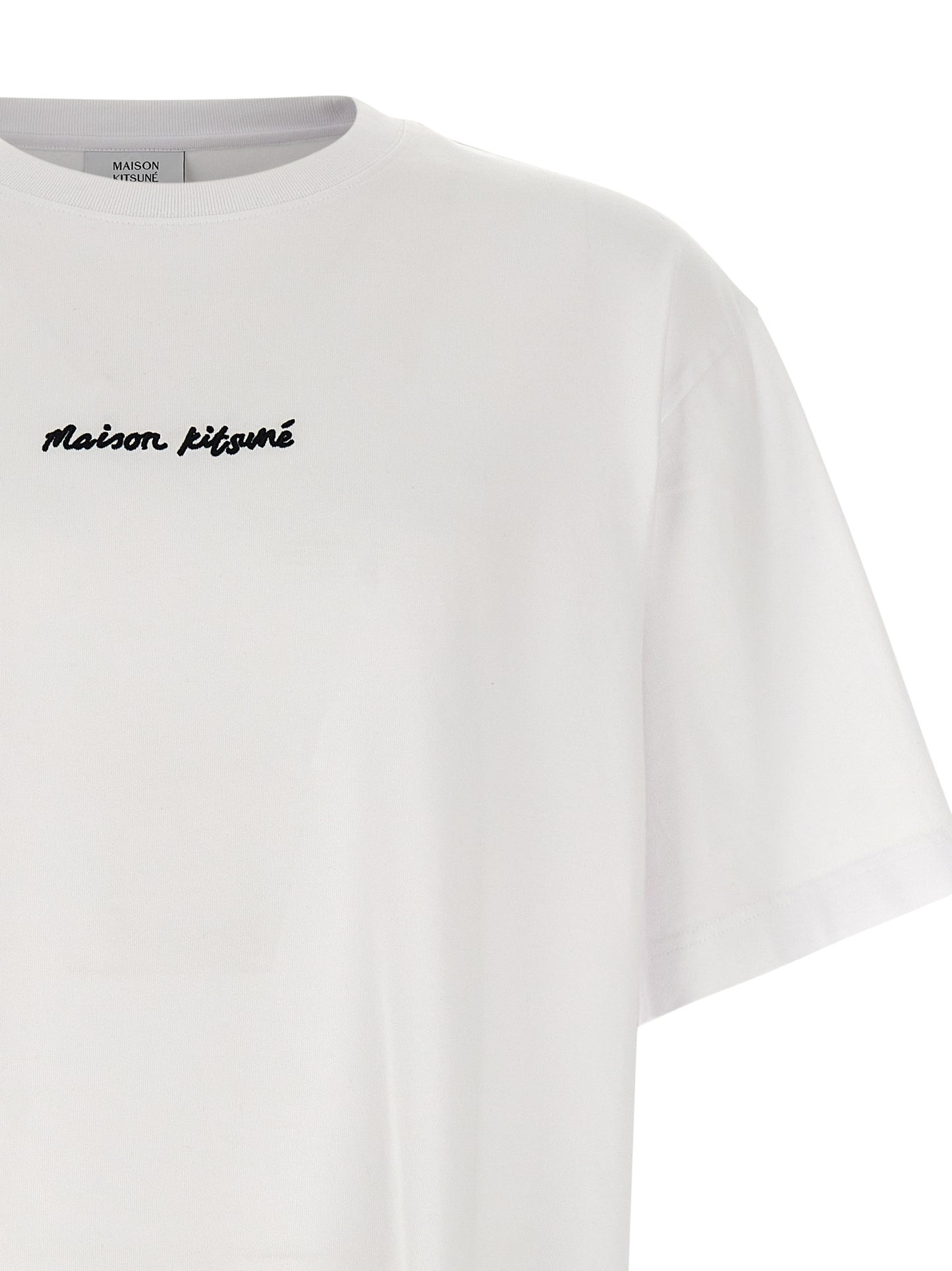T-Shirt by Maison Kitsuné for men in cotton white features an on trend silhouette, perfectly showcasing a on trend and crew neckline for an elevated aesthetic.