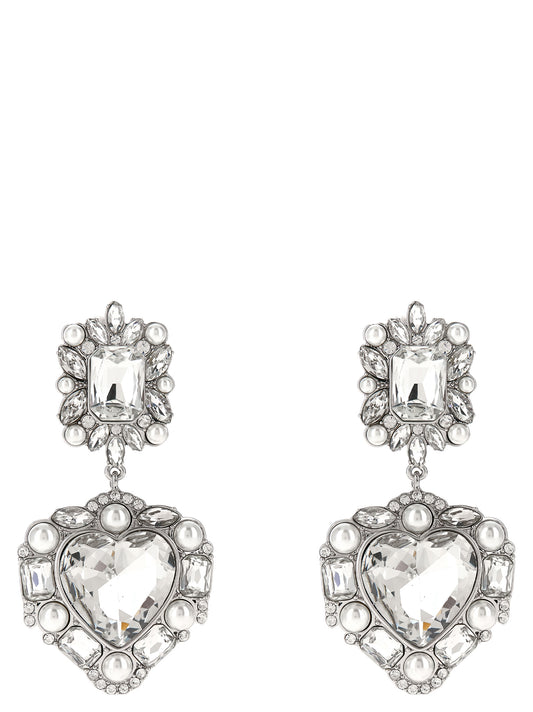 Earrings by Self-Portrait for women in virgin wool pearl & silver presents a resplendent silhouette, artfully capturing the essence of the Heart Women's Pearls Crystal & Brass Earrings with a resplendent for a sophisticated look.