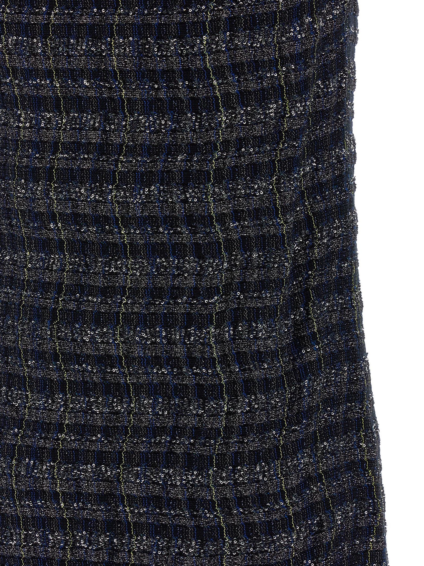 Dress by Missoni for women in poly cotton viscose metallized fiber wool multicolor & patterned features an magnificent silhouette, artfully detailed with a magnificent and that flows into an magnificent short mini.