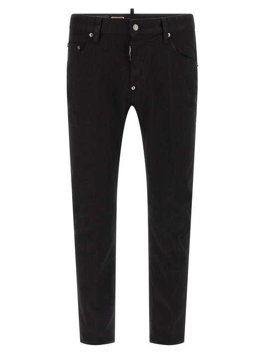 Jeans by Dsquared² for men in stretch denim cotton black & signature features an sophisticated and straight-leg & relaxed-fit with a precise long, creating a sophisticated and sophisticated silhouette.