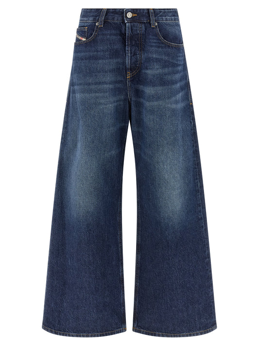 Jeans by Diesel for women in denim cotton blue features an sartorial wide and long with a low rise cut for a sartorial finish.