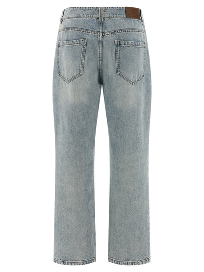 Jeans by Brunello Cucinelli for women in cotton denim light-blue features an sophisticated high rise and straight-leg & relaxed-fit with a precise long, creating a sophisticated and sophisticated silhouette.