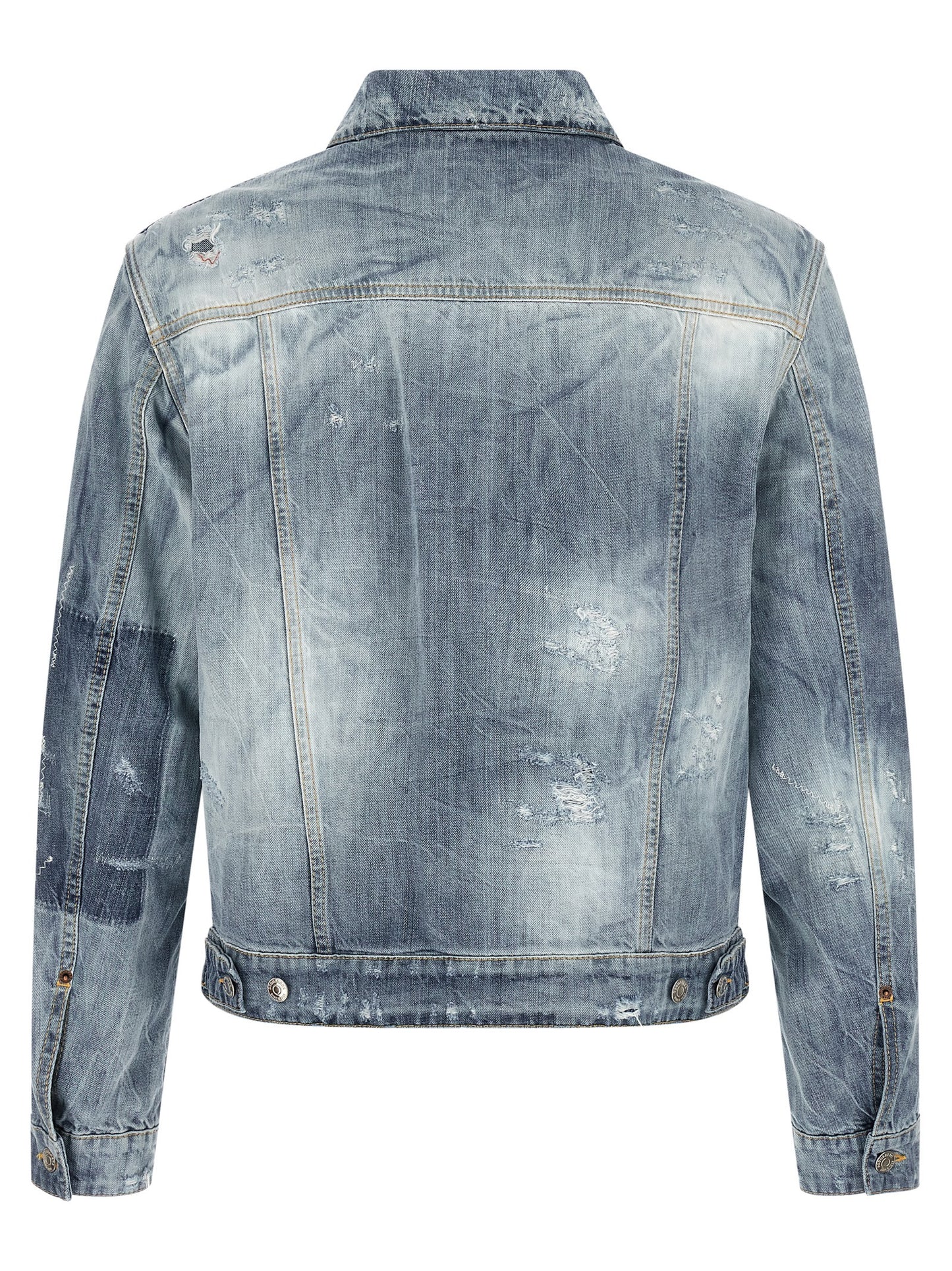 This Trucker Jacket by Dsquared² for men in denim cotton blue & multicolor exhibits a edgy silhouette, meticulously detailed with functional pockets and a edgy shirt-collar neckline for a edgy finish.